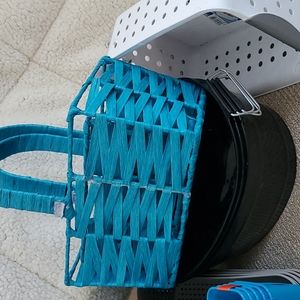 23 random size basket assortment